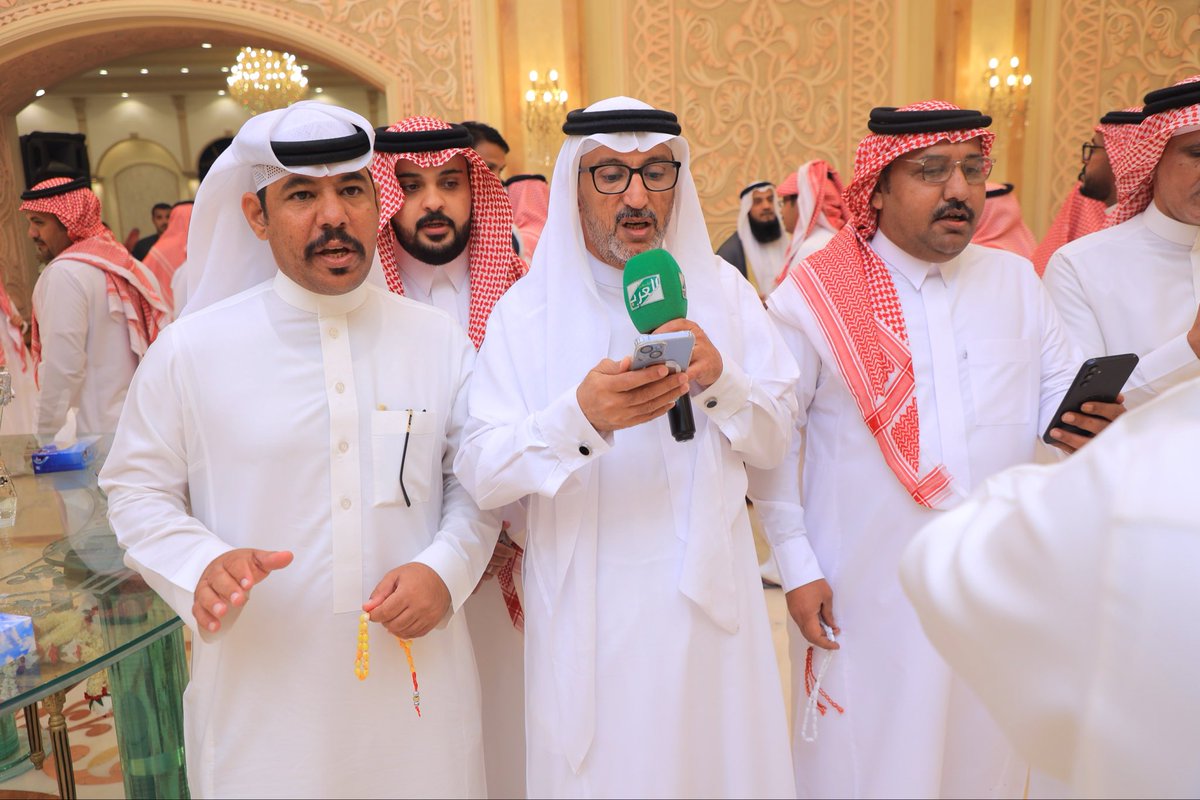 AlKodere's tweet photo. زومالة زملاء الأستاذ:
أحمد بن حمدي الخضيري
في حفل زواج الشاب:
هاني بن أحمد حمدي الخضيري
https://t.co/P7qmaD4mV8 https://t.co/5RSKk88EVT