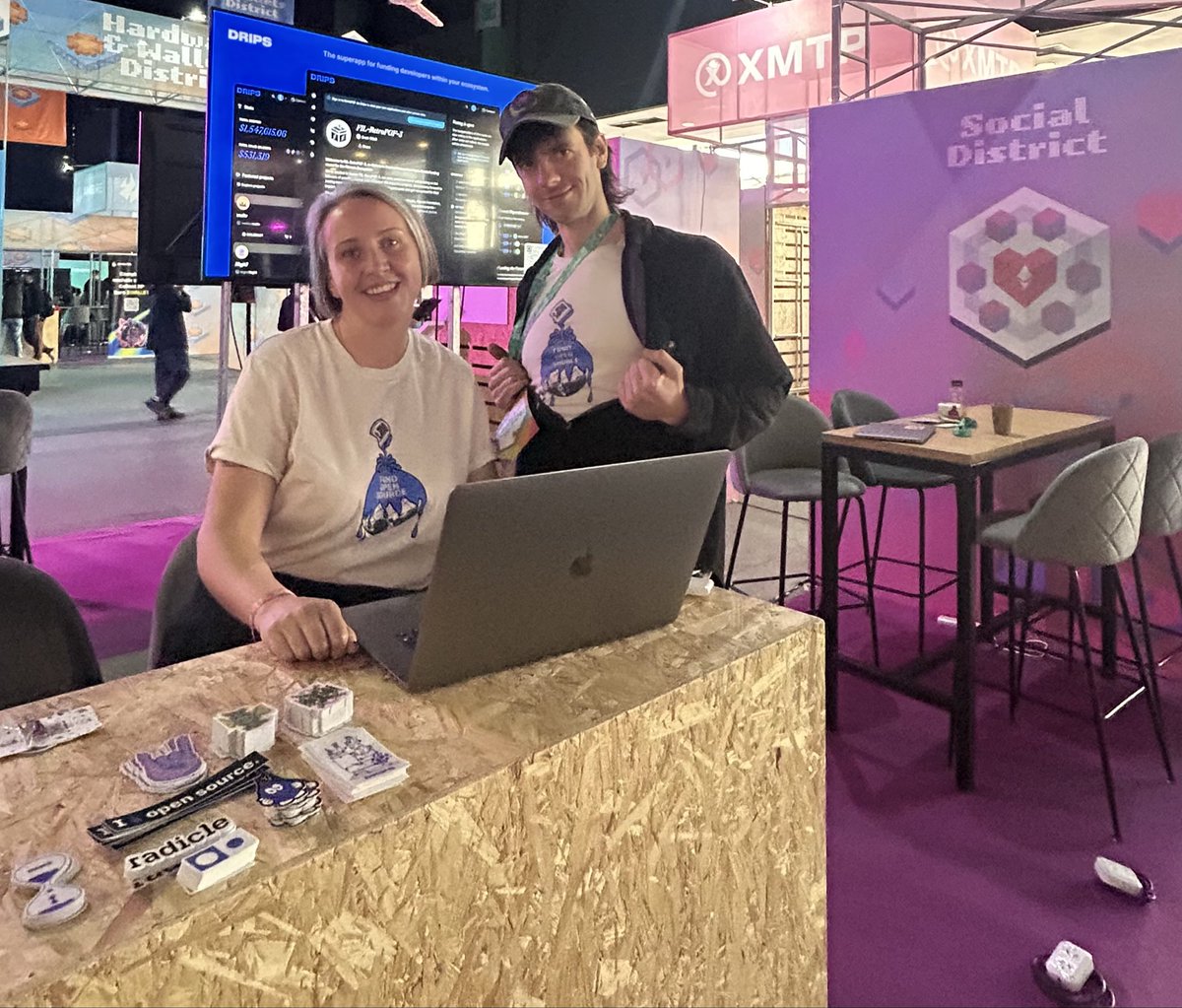 radworks_'s tweet photo. What’s up Buenos Aires? 🤘

Catch some of the @radicle &amp; @dripsnetwork team in the Social District @ Devconnect today &amp; tomorrow https://t.co/oJnFSd2TBt