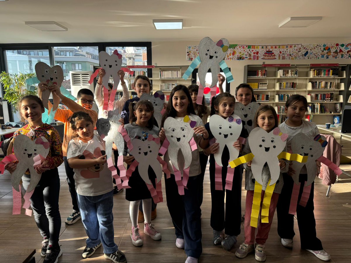 Beyoğlu Belediyesi Piripaşa Kütüphanesi'nde 
“17-23 Kasım Toplum Ağız ve Diş Sağlığı Haftası Kapsamında Farkındalık Atölyesi" gerçekleştirdik