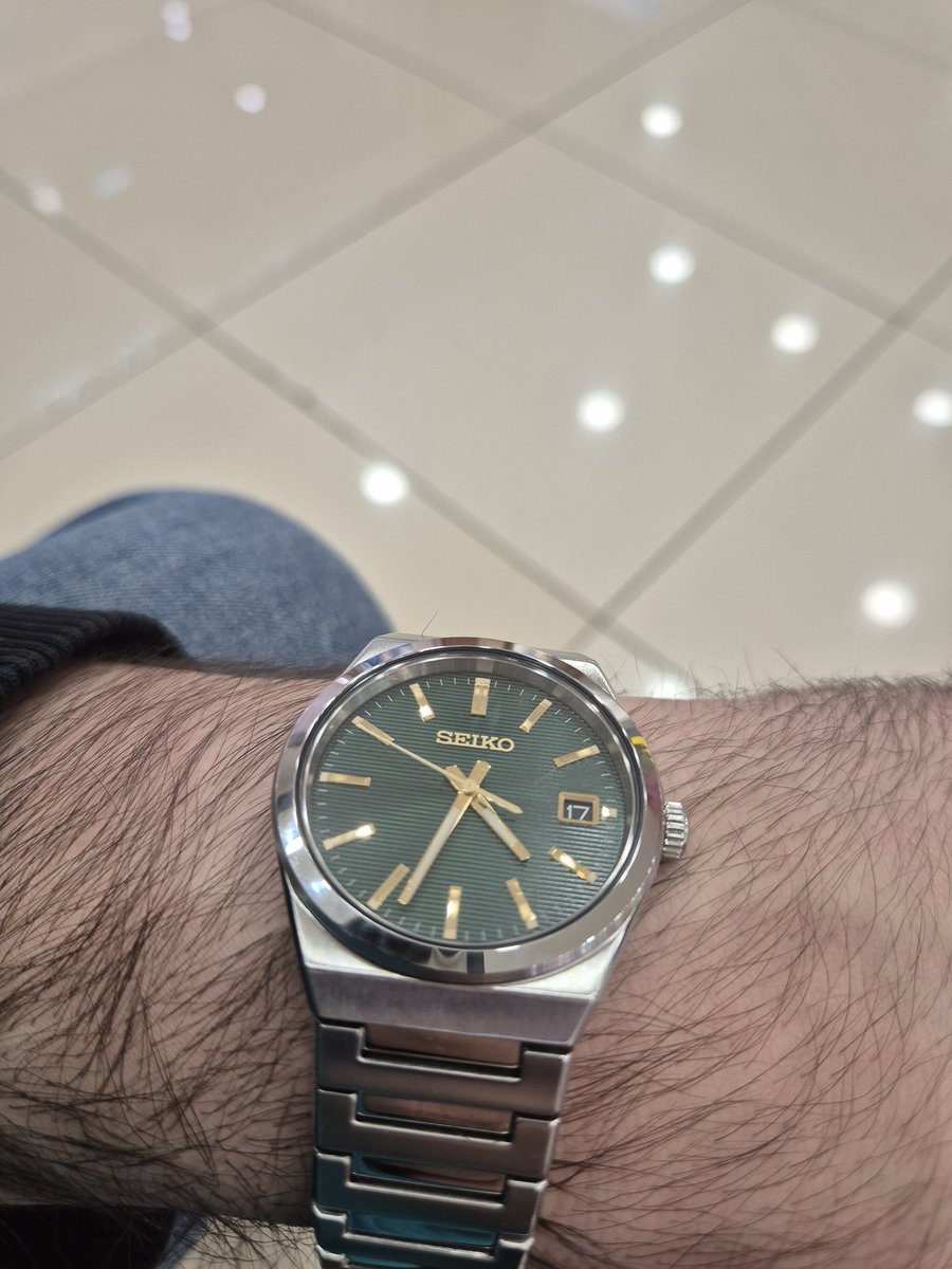 ali3rman's tweet photo. @rroseselavy11 SEIKO SUR601P1 6N42 Quartz mekanizma Safir Cam https://t.co/W71GEezzre