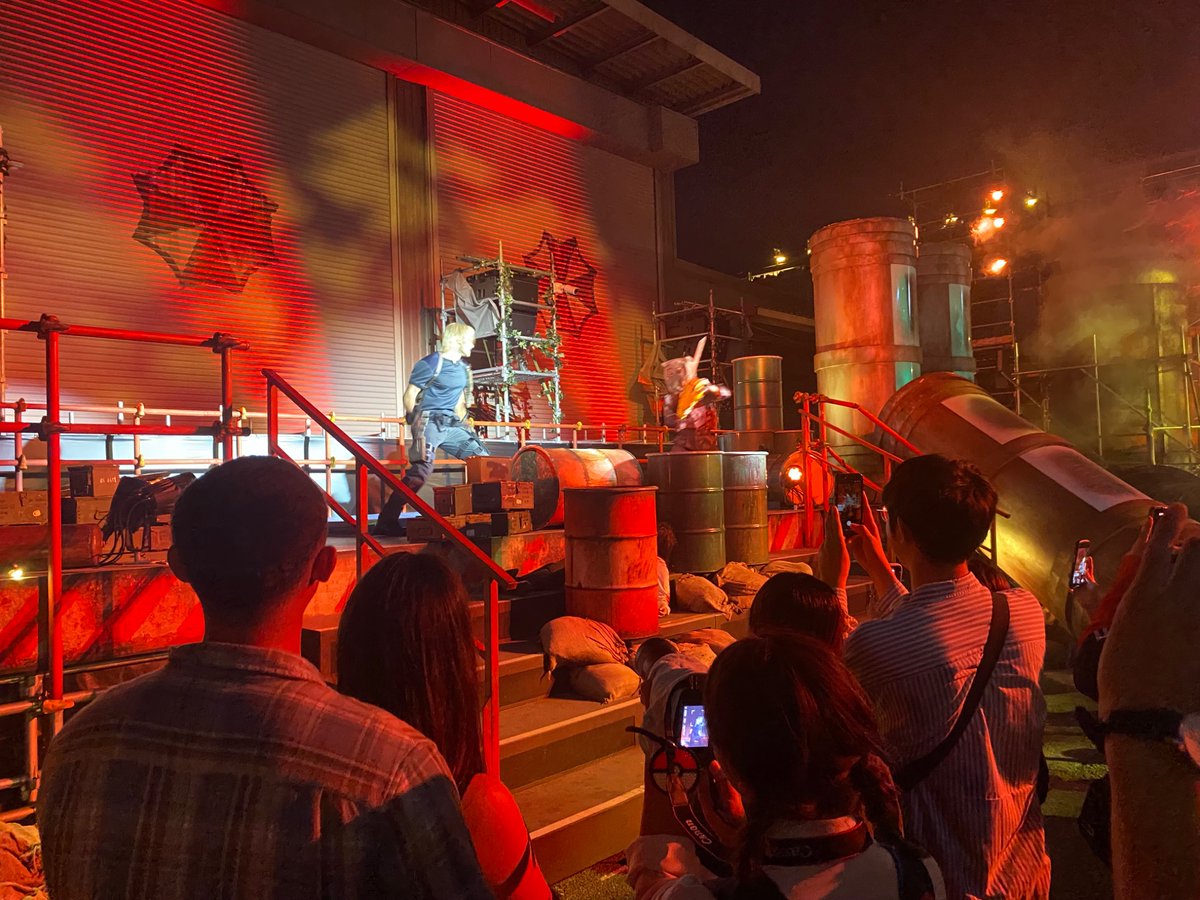 koikano_aramu's tweet image. はじめましての遠方の彼氏さんとユニバハロウィン行ってきました🎃👻
まさかの杖2本持ってて貸してくれた(* ˊᵕˋㅅ)
杖持ったことなかったからたくさん魔法教えてくれて感動🪄写真もたくさん撮って本当に楽しかった🫶ハリポタエリア満喫したꕀෆ¨
ありがとうございました🙏
#コイカノ関西　#レンカノ