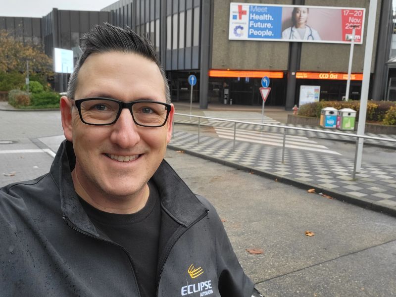 eclipseautomate's tweet image. Eclipse teams from North America + Europe connecting at #MEDICA2025!🌍

We’re proud to see our teams working together to advance innovation in life sciences manufacturing — from concept to production and beyond.

#GlobalCollaboration #Automation #MedTech #ManufacturingInnovation