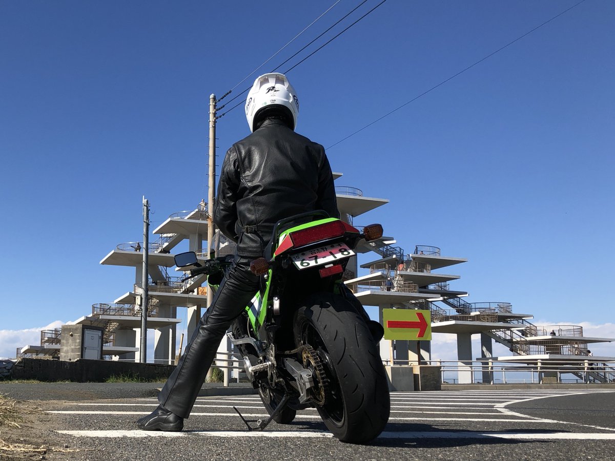 サイドスタンド立てたら決まるらしい多分知らんけど ノーマル