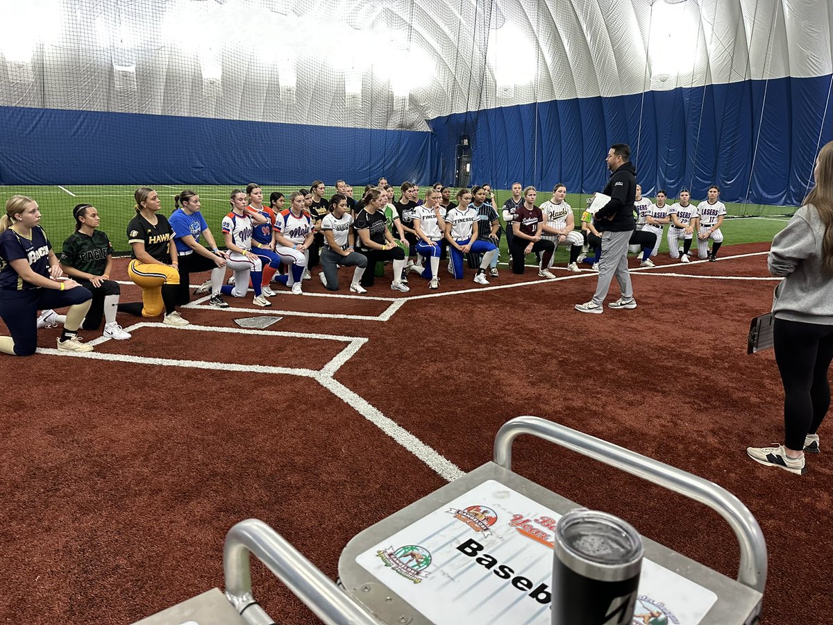 KeiraDco2028's tweet photo. Thank you for the amazing opportunity and workout @BoDomeCBUS. I had a great time getting to know the coach’s and growing my connections. I had an overall great workout and can’t wait to be back for more! https://t.co/acG0s44iGL