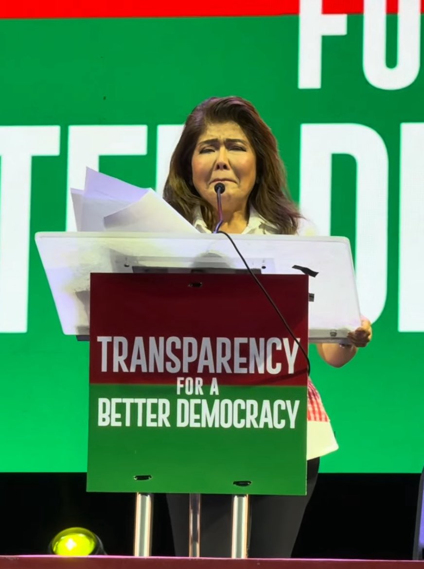 jesusfalcis's tweet image. IMEE CONFIRMS FAKE WAR ON DRUGS

❌ Ugly inside and out Imee Marcos:

“Nuong 2016, kasabay ng kampanya ni Duterte laban sa droga, lumabas ang pangalan ni Bongbong sa listahan… nakasama siya sa listahan ng mga celebrities… Maricel Soriano at iba pa…

Masinsinan kong kinausap si…