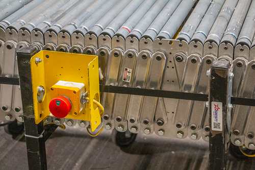 amsurplusinc's tweet image. Move product faster⚡
Our powered flex conveyors adapt to your workflow — ideal for high-volume suppliers!

#ASI #Flexible #PowerFlex #Conveyors #WarehouseSupplies #WarehouseSuppliers #WarehouseEquipment #ImproveWorkflow