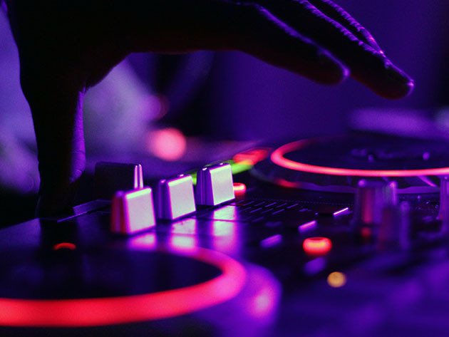 ShopForNeeds1's tweet image. 78% Off! 🔥
⚫
The Music Marketing Master Class Bundle
⚫
Available here!: bit.ly/musicmarketing…