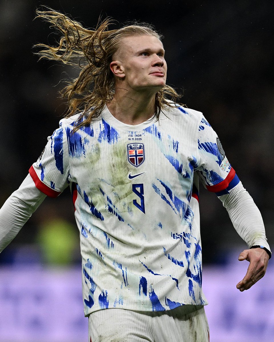ParleyEnLinea's tweet image. 🤖 Erling Haaland ha disputado 20 partidos esta temporada, entre Manchester City y la selección de Noruega. 

⚽ ¡Acumula 36 goles! Un promedio de 1.6 goles por encuentro. 🤯

😅 ¿Una jugada fija en los Player Props? 👀