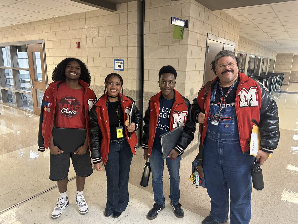 manorhighchoir's tweet image. Congratulations to Angel, Izayah, and Zion for representing Manor with excellence at the All-Region Choir Concert for Region 26. 🎵
We are so proud of your achievements.
Best of luck on Tuesday as you continue to Round 3 of auditions!