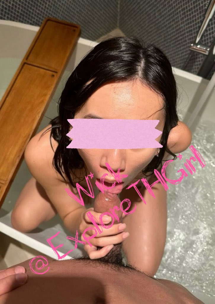 ExploreTHGirl's tweet photo. 兄弟们曼谷有什么外围或者门姐推荐一下么，实在是很难约到英语流利的本地妹妹，让我一个淫语S的兴致完全发挥不出来，我好怀念之前在ekkmai捡到的澳泰混血 #反差 https://t.co/RPI0ISpy0E