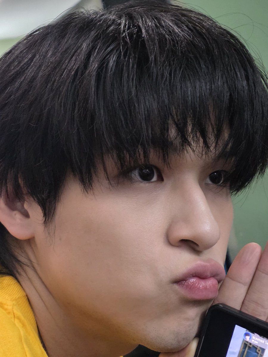 Hirunkit_'s tweet image. ใช่พี่นักมวยคนดังมั้ยงะครับ ตื่นเต้นตัวเป็นๆงะครับ 

#MuTeLuvFistFootFusionEP1