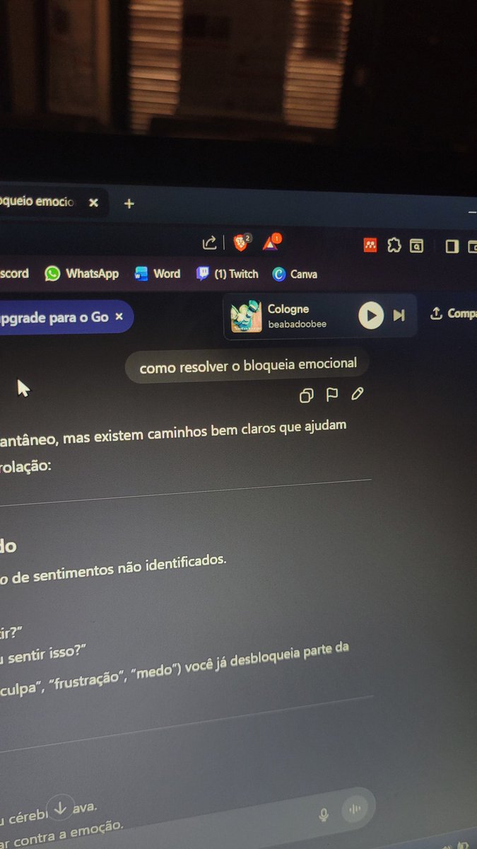 andrewhitethorn's tweet image. dia de terapia