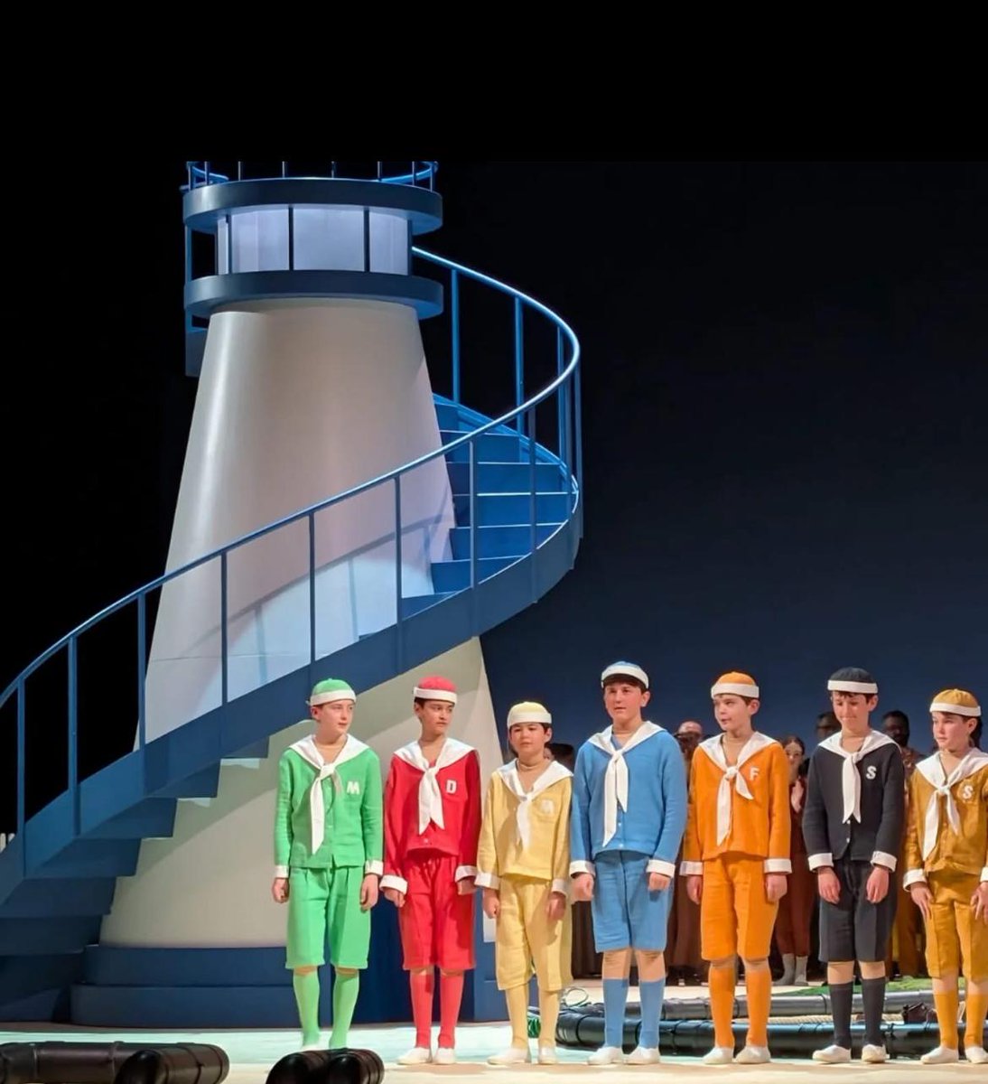 🎶We're excited to be off to Paris today to begin rehearsals with <a href="/Le_Balcon/">Le Balcon</a> for our performance of #stockhausen's Montag aus Licht!🌟Here are photos from the production in Lille earlier this year!🎭

📍Philharmonie de Paris 
📆Saturday 29th November 
🎟️philharmoniedeparis.fr/en/activite/28…