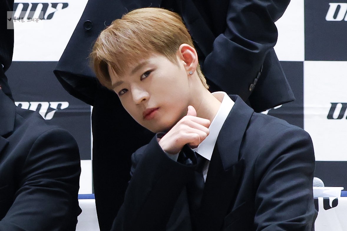 251117 오사카 팬싸 1부

감기 조심🧣🧤💕
#온앤오프 #ONF #효진 #HYOJIN #강심장_김효진 #달콤효진 #내유니콘
<a href="/WM_ONOFF/">온앤오프 (ONF)</a>