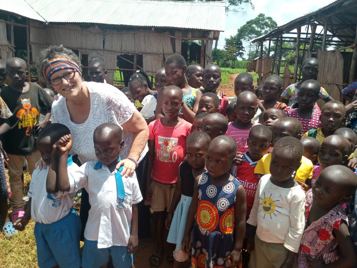 PHFOrganization's tweet image. Hello friends of PHF!
We appreciate our friend and your friend Bonnie Malone from the USA for her decision to love and visit the vulnerable children and orphans. We had good interaction with her and she had a lot of fun and interaction with the kids. Please we invite you too.