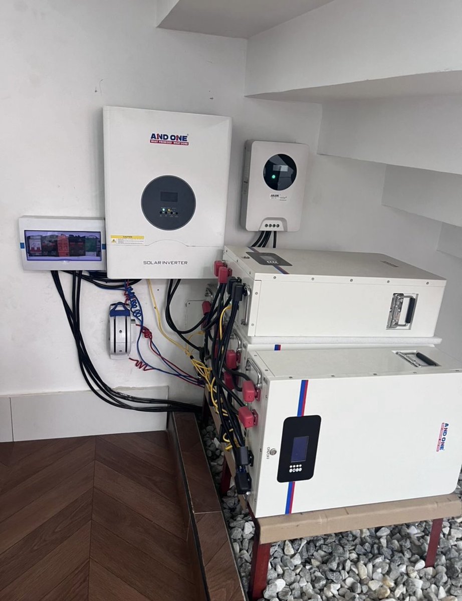 trilliontr's tweet image. don’t bother bout no light in your homes. secure yourself with solar energy, direct from the sun ☀️. no gen noise no fuel costs no nepa wahala #solarenergy #lagos #nigeria #solar