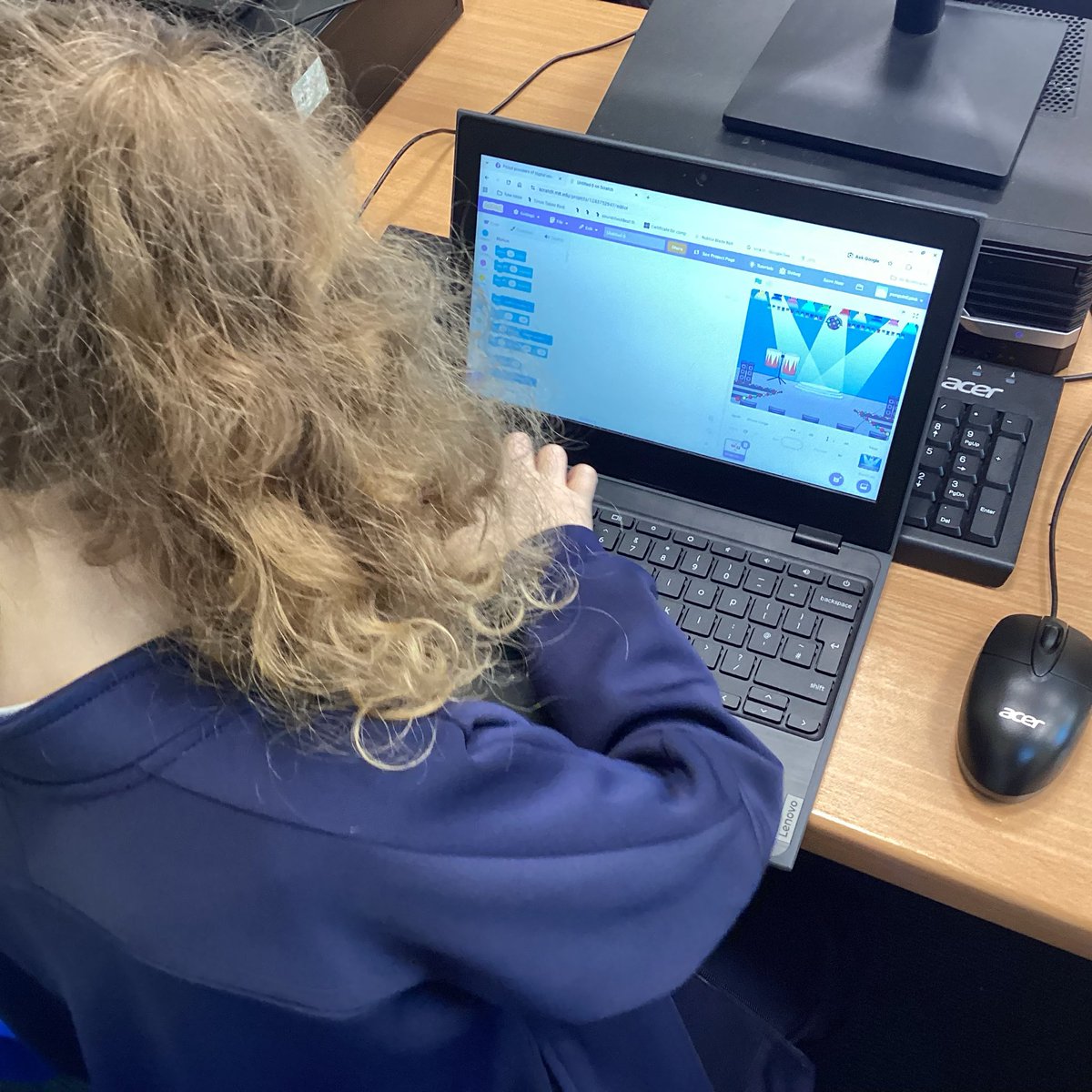 Sarah Broadfoot tweet media