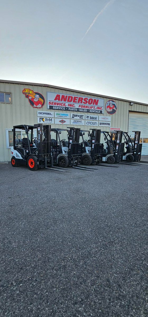 forklift_a's tweet image. 💪 Our premium forklifts can handle any job, big or small! #VersatileEquipment #EfficientOperations #PremiumForklifts