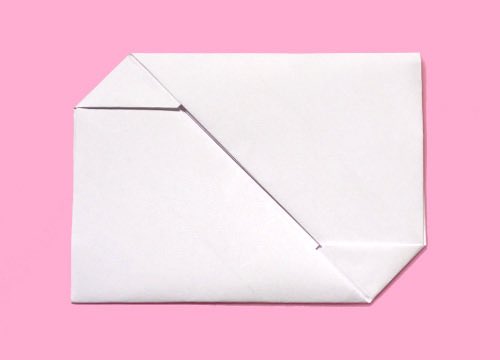 あの頃の私たち、誤字はミノムシにして訂正したし、「○△ちゃん」を「○△©️」って書いたし、手紙をこの折り方したよな