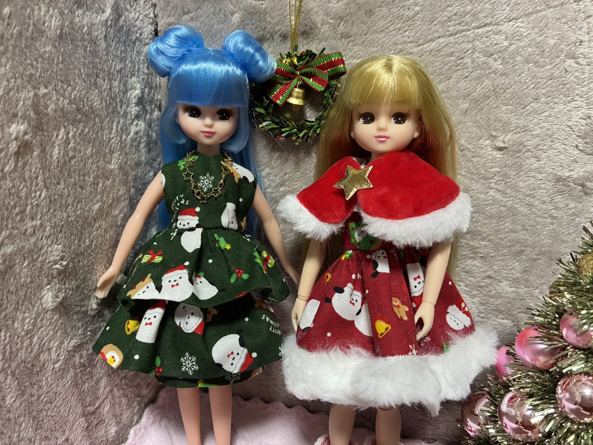 サンタ風ワンピース🤶とツリー風ワンピース🌲 本番までにもう少し装飾