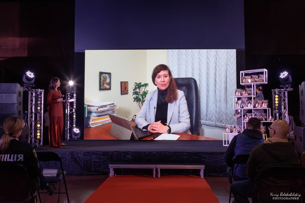 YOvchynnykova's tweet image. Honoring Ukraine’s four-legged heroes! 🇺🇦
On the 35th anniversary of the Kennel Union of Ukraine, we celebrated the brave service dogs and their handlers who save lives, clear mines and stand with our defenders every day.

#Ukraine #K9Heroes #Demining #Security #BraveUkraine