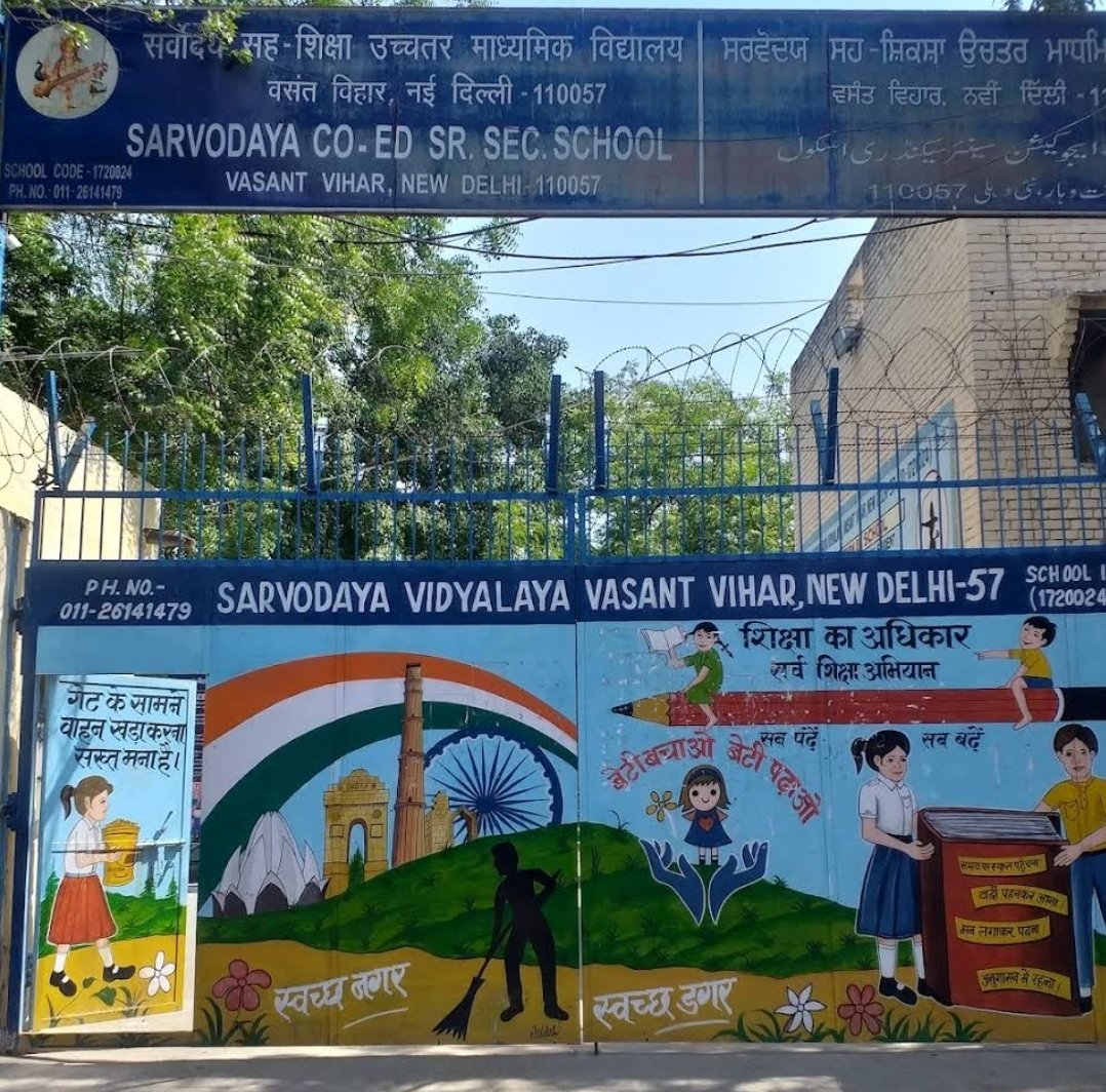 SocialMadhukar's tweet image. @risefound2011 वसंत विहार सरकारी स्कूल में एक और मियावाकी जंगल तैयार कर रहा है!
दिल्ली की हवा को साफ करने का सबसे आसान और भरोसेमंद तरीका — घने देशी जंगल। 🌳💚

#RiseFoundation #MillionMiyawaki #GreenDelhi #AirPollution