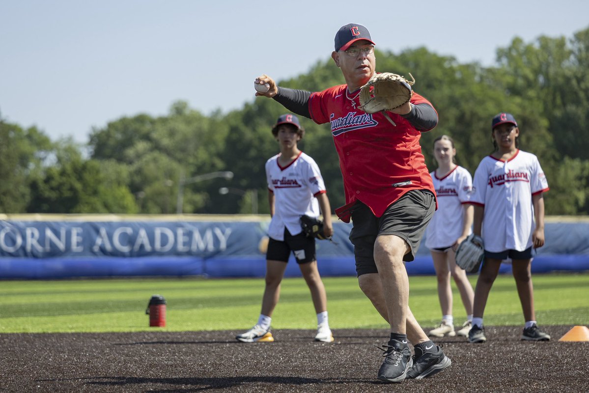 Summer 2025 was one to remember! Guardians Youth Summer Camps (GYSC), presented by Union Home Mortgage (UHM), hit it out of the park with 17 camps across Northeast Ohio for boys and girls 6–14. From MLB-style training and beneficial drills, to player visits, full Guardians