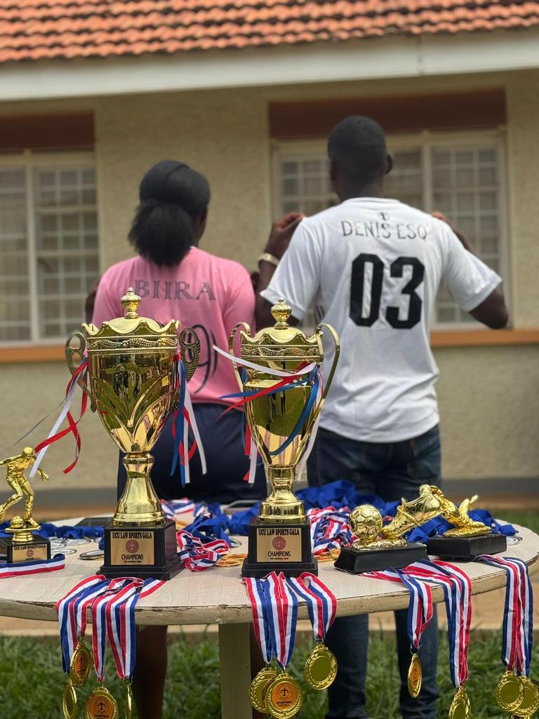 UCULSMain's tweet image. PICTORIAL:
🏀How it went down this past Saturday during the #AnnualLawGala25

🧵A thread