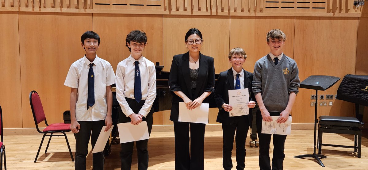 🎶 The Trinity Musician of the Year section finals continued with Strings on Friday! 🎻 Well done to all involved, in particular winner Georges and a big thank you to adjudicator Emily Sun! 🏆
#trinitycroydonmusic #trinitycroydon #music #tmoty #competition