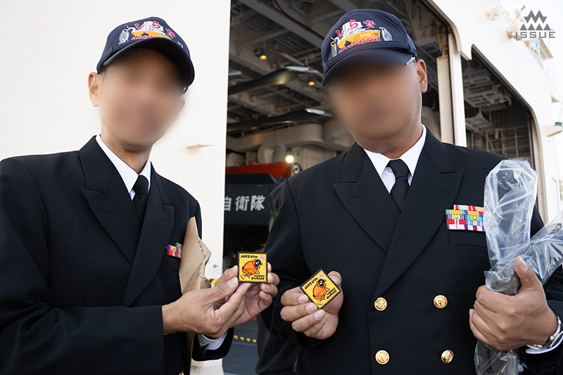 ⛄️新作オンライン販売情報🐧

19日(水)20時ごろ〜販売スタート⚡️

JARE67 砕氷艦しらせ ペンギン ステッカー 第67次南極地域観測隊記念品
3made.cart.fc2.com/ca7/240/p-r-s/

ステッカーと同時にパッチもリリース！

#3MADEISSUE #3MI   
#南極 #JARE67 #南極地域観測隊