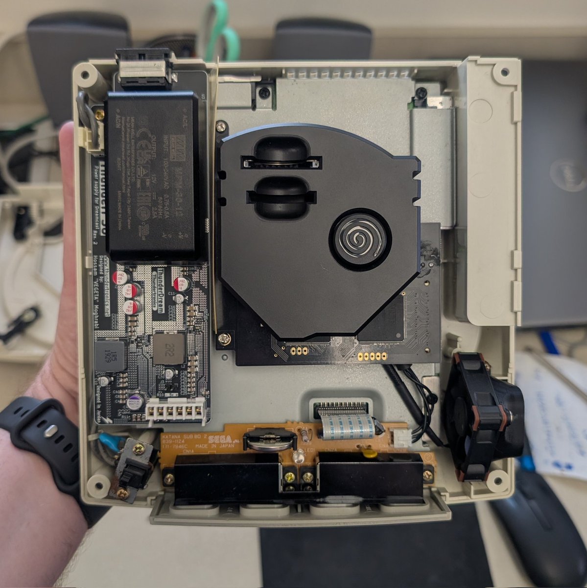 robertrader's tweet image. Thinking about replacing the shell too.