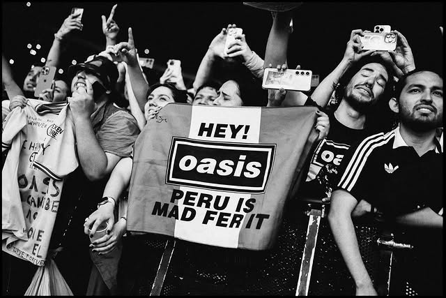 albto_'s tweet image. Lo que me ha dolido ver este cartel del concierto de Oasis en Buenos Aires, compartido por el propio Liam Gallagher en su Instagram. 

#oasislive25 🥲