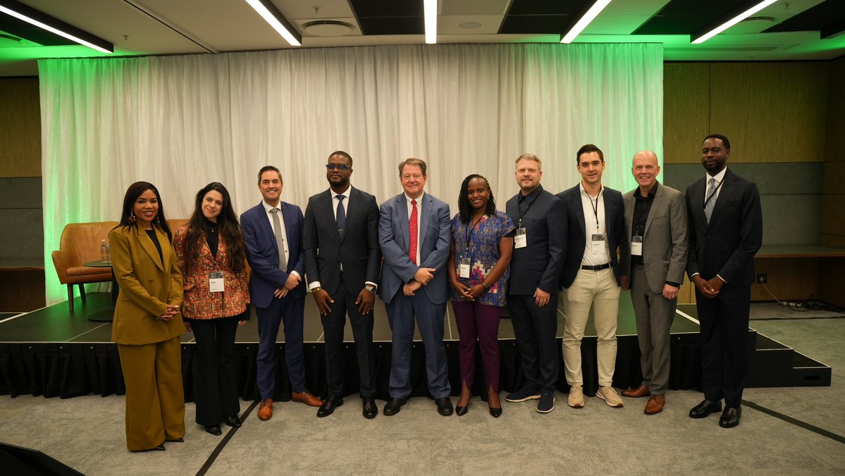 InstituteGC's tweet image. Today in Johannesburg, @AfCFTA launched ADAPT – a landmark initiative to build the world’s most advanced digital public infrastructure for trade with the potential to:

🌍 Double intra-African trade by 2035
🤝 Unlock more than $70 billion in additional trade value
📈 Generate…