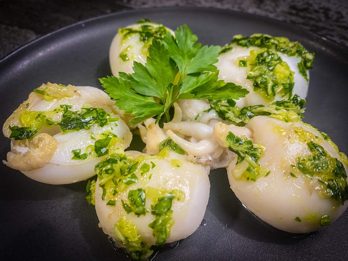 Foodies in Spain: don’t miss these 22 best tapas! From classics like tortilla de patata &amp; patatas bravas to regional gems like huevos a la riojana &amp; chorizo a la sidra. 🍽️🇪🇸 #SpanishTapas #FoodieTravel Read:  atlifestylecrossroads.com/best-spanish-t…