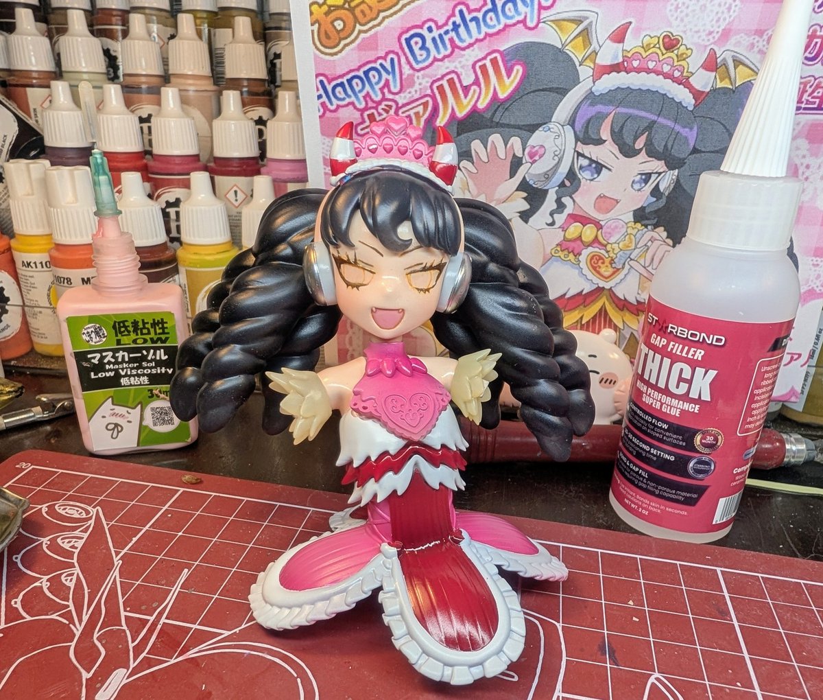 catmaninc's tweet image. Some projects have been derailed by travel. I like acrylics for hand painting, but for straight lines enamel seems to be mandatory. Tamiya X-12 is unfortunate. 
I got some supplies that I couldn&apos;t buy in the US. Model Kasten and PVC tape are cool.