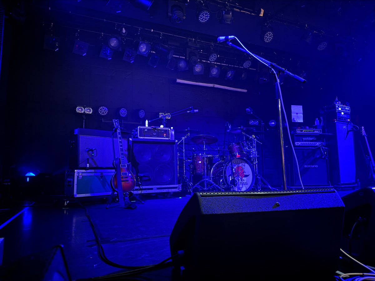 Remember Meで終わるなんてサイコーやったわ！❤️‍🔥✨❤️‍🔥
今日久々にあーKenBandってやっぱカッコいいなって思った笑 
音がやっぱりカッコいい！！