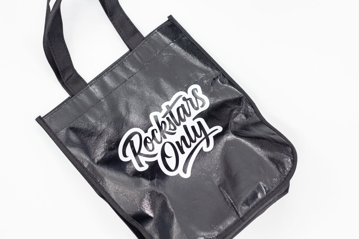 ValorPayTech's tweet image. Rockstar mode: ON 🤘🔥 
Team Valor just received our Rockstars Only kits🚀 

Grateful for the momentum backed by Lovell Minnick Partners and strong leadership driving our next chapter. 

This isn’t swag — it’s a mindset. 💙  

#RockstarsOnly #WorkCulture #ValorPayTech