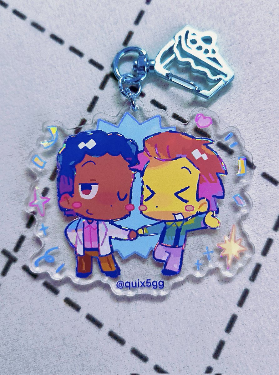 hey homah look me and carl are moe keychains now