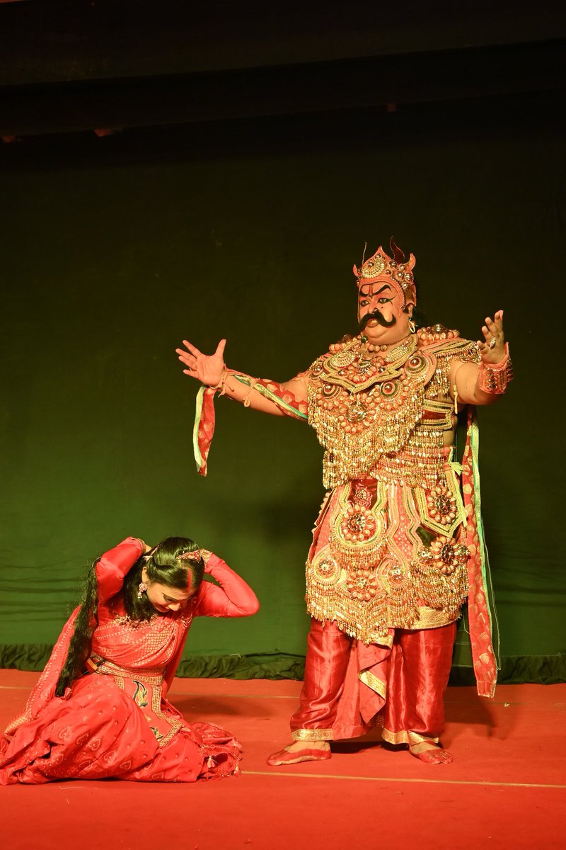 awujorhat's tweet photo. AWU hosted the Mahapurushiya Nat-Bhaona ‘Gandharir Abhisaap’ in its auditorium on 15 Nov 2025, celebrating the richness of Assamese cultural heritage and reinforcing the university’s commitment to promoting the Indian Knowledge System (IKS).
@AjantaRajkonwar
@TapanGohain5 https://t.co/eS60CH7MPl
