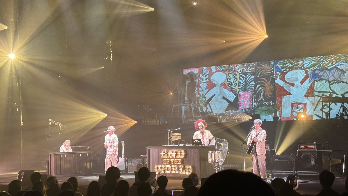 Zeroga_ender06's tweet photo. 最高でした😭
セカオワさん素敵なライブありがとうございます！！
#セカオワ #Phoenix #Phoenix東京 #NHKホール #Phoenixネタバレ https://t.co/UhCH8zbw7A
