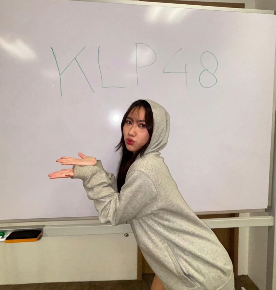 sharleez_klp48's tweet photo. I miss you guys! what are you up to tonight~ talk to me! any thoughts you'd like to share?

#sharleezklp48 #klp48 https://t.co/vBDUYFfo2w
