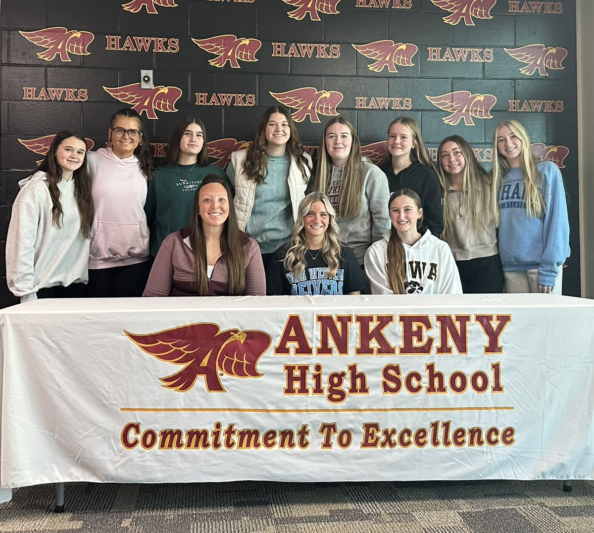 Congratulations to senior <a href="/AveryNelson2026/">AVERY NELSON</a> for signing her NIL this morning to play softball at <a href="/ReiverSoftball/">Reiver Softball</a>