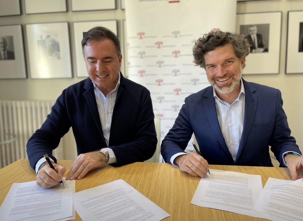 GeneracionCode's tweet image. Este mes hemos  firmamos una alianza con @henneomedia con el objetivo de seguir visibilizando la importancia de integrar la informática en el sistema educativo español, con especial foco en Aragón.