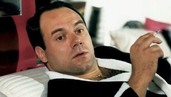 DiegoASR86's tweet image. 75 anni da Gigante
Auguri al genio #CarloVerdone