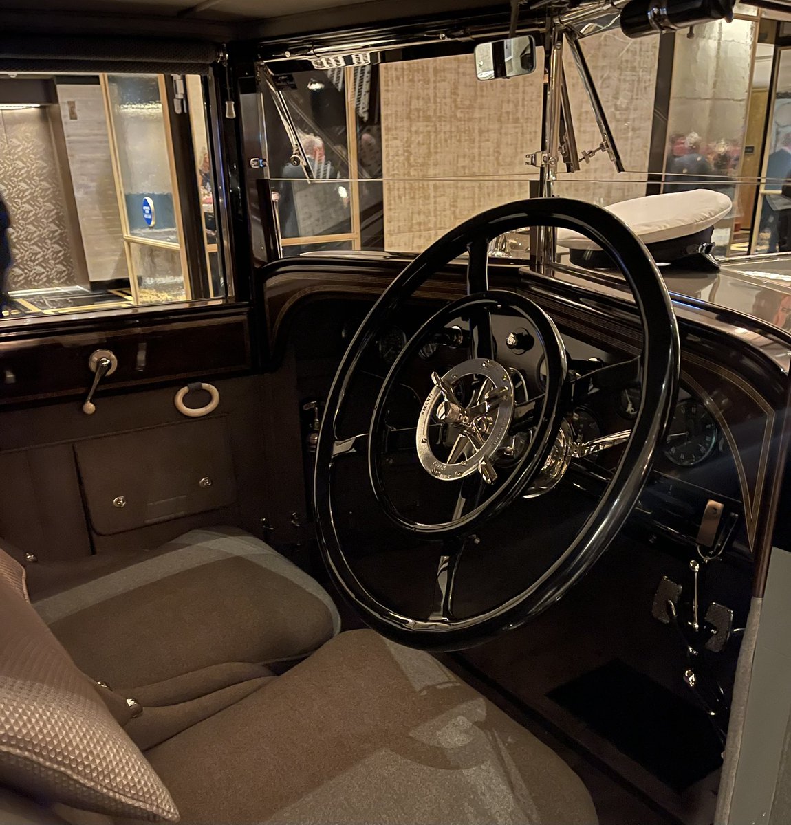 Jon Bentley tweet media