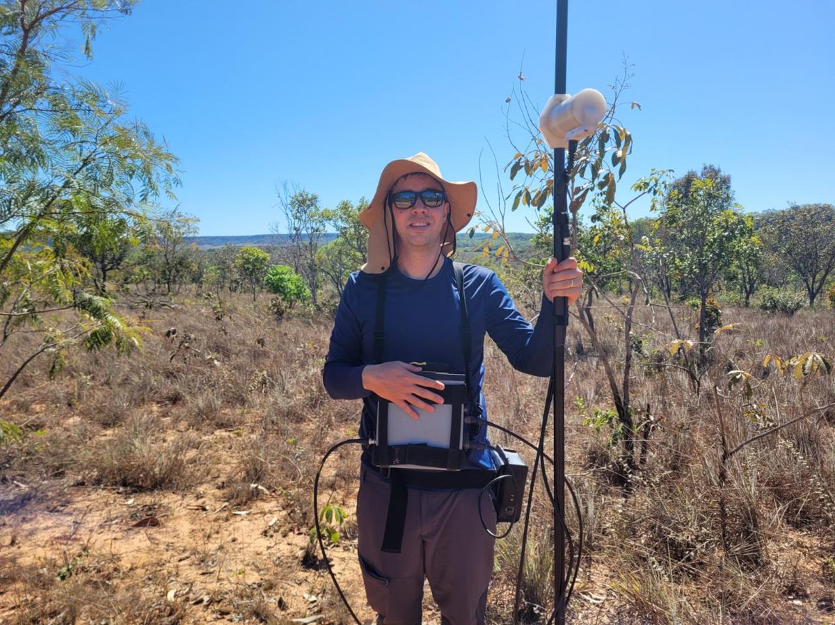 Thanks to Fernando Lessa Pereira for the #fieldphoto in the Impact Structure of Nova Colinas in #Brazil. 

We love seeing your fieldwork, if you have any photos please share with us!

gemsys.ca
#overhauser #advancedmagnetometers