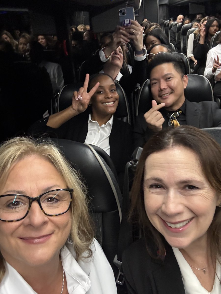 Erin Marshall tweet media