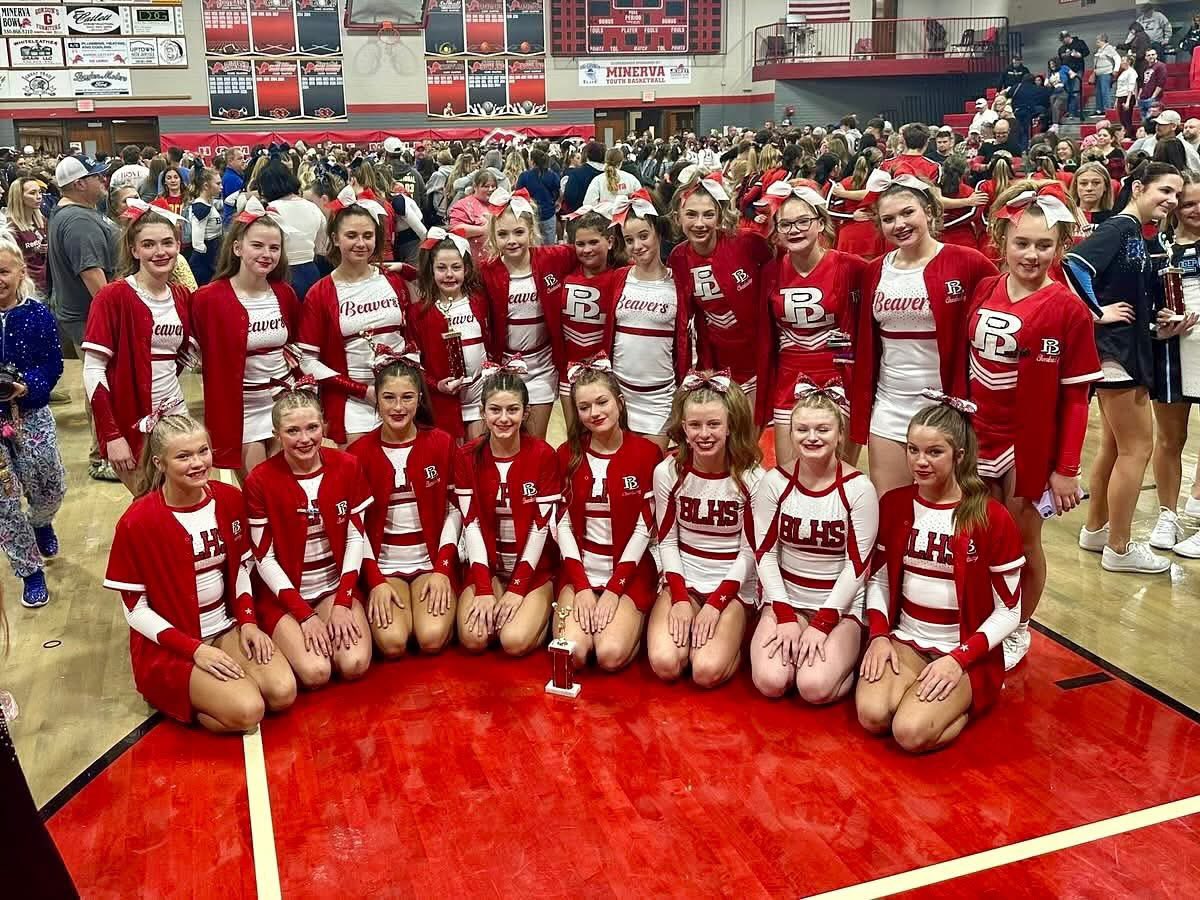 Beaver_Local's tweet image. First comp of the season! Congratulations to @minerva_cheerleading for another successful Turkey Tumble. 

Middle School Non-Tumble 🥇
Middle School Game Day 🥈
High School Non-Tumble 🥈