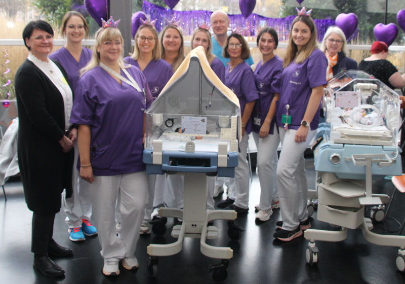 Mit Herzblut für die Kleinsten – Welt-Frühgeborenen-Tag am Klinikum - osthessen-zeitung.de/einzelansicht/…