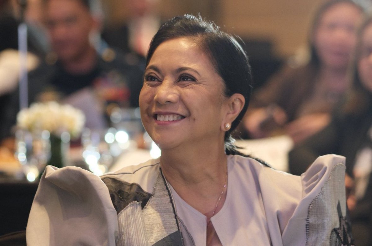 CrushMajor's tweet image. On the night the so-called rally for transparency ends, we present the real face of transparency.

Honorable Leni Robredo 🌷